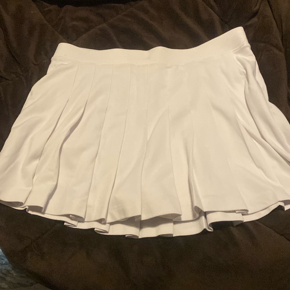 Pleated tennis skort